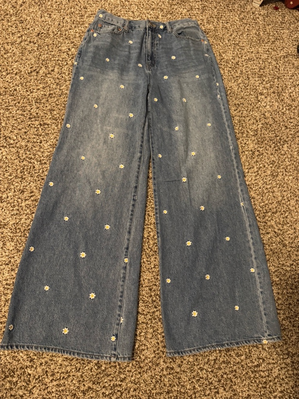 DAZE DENIM Wide Leg Daisy Embroidered Jeans - Blue